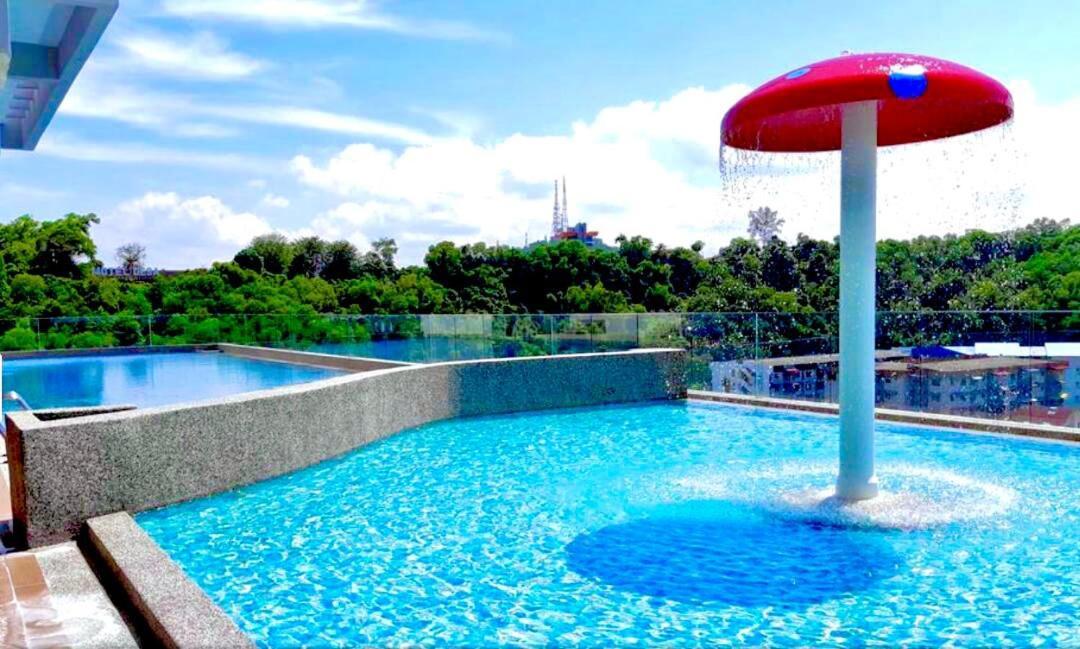 Bunga Homestay Sea View กัวลาตรังกานู ภายนอก รูปภาพ